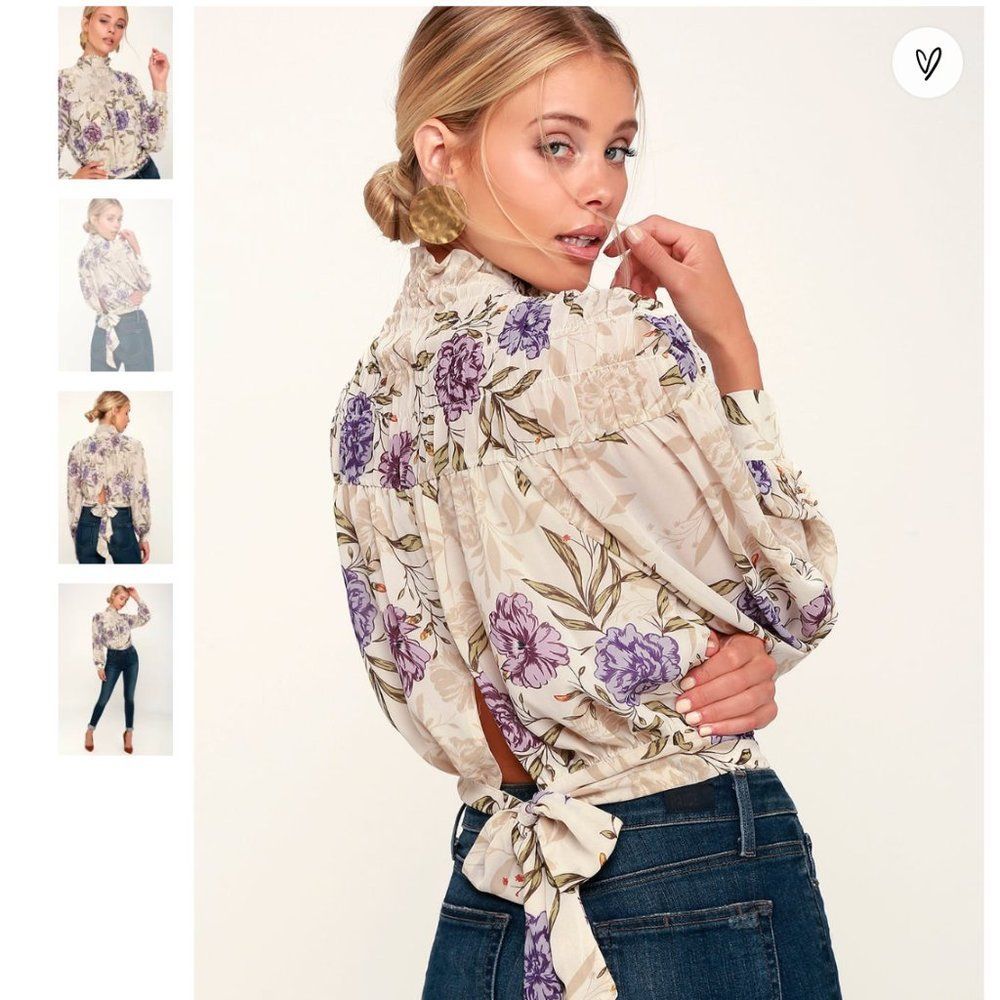ASTR the Label Rhonda Cream Floral Print Long Sleeve Top